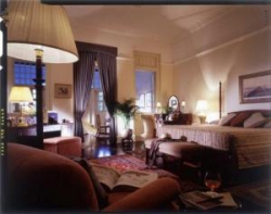 ���� ����� Raffles 5*