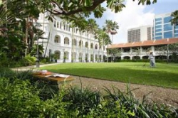 ���� ����� Raffles 5*