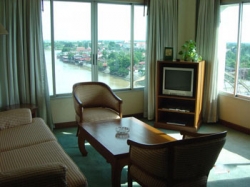 ���� ����� Krungsri River 4*