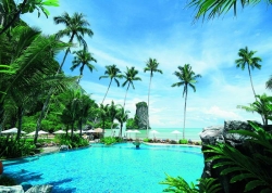  Centra Grand Beach Resort & Villas Krabi 5*