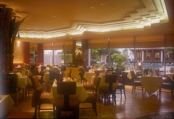 ���� ����� Indra Regent 4*
