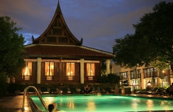 ���� ����� Indra Regent 4*