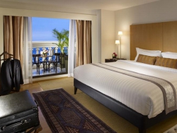 ���� ����� Le Bua At State Tower 5*