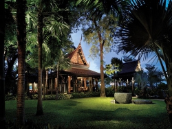   Shangri-La Hotel Bangkok 5*