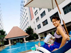 ���� ����� The Twin Towers 4*