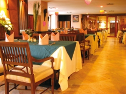 ���� ����� Jomtien Thani ��tel 3*