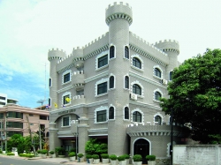���� ����� Golden Cliff House 3*