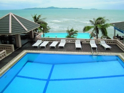 ���� ����� Golden Cliff House 3*