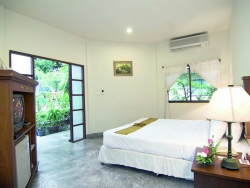 ���� ����� Hyton Leelavadee Phuket 3*