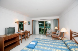 ���� ����� Amora Beach Resort 3*