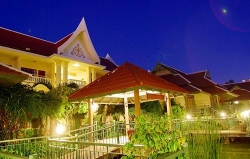���� ����� Baan Sukhothai 3*