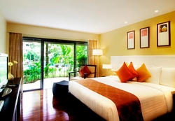 ���� ����� Courtyard By Marriott Phuket At Surin Beach 4*