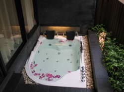 ���� ����� Peach Hill 3*