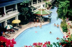���� ����� Hotel Courtyard by Marriott Patong Beach ex Phuket Grand Tropikana 3*