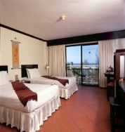 ���� ����� The Front Village 4*