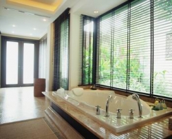 ���� ����� Trisara 5*