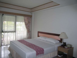���� ����� The White House 4*