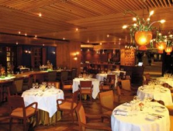 ���� ����� Edsa Shangri-La 5*
