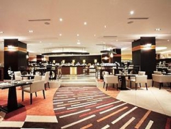 ���� ����� Traders Manila 5*