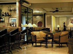 ���� ����� Traders Manila 5*