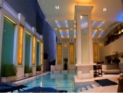 ���� ����� Discovery Suites 4*