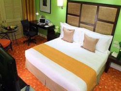 ���� ����� Holiday Inn Clark 4*
