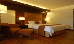 ���� ����� Waterfront Airport Hotel and Casino 4*