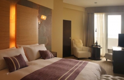 ���� ����� Rayentray 5*