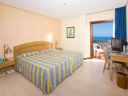 ���� ����� Almond Beach Village 4*