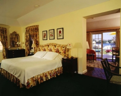 ���� ����� Waterloo House 4*