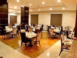 ���� ����� Quality Hotel Curitiba 4*