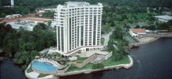   Tropical Manaus Bussiness 4*