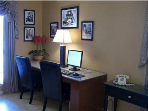 ���� ����� Holiday Inn Express 4*