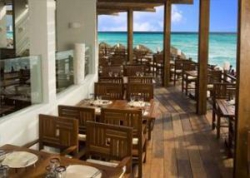 ���� ����� Me Cancun 5*