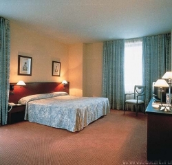 ���� ����� Alimara 4*
