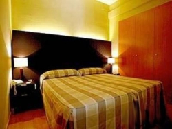 ���� ����� Aparthotel City Senator  *