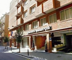 ���� ����� Aparthotel Mariano Cubi  4*