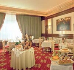 ���� ����� Avenida Palace 4*