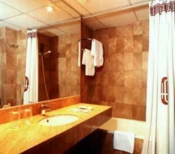 ���� ����� Caledonian 3*