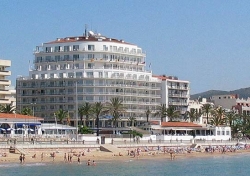 ���� ����� Calipolis Sitges  4*