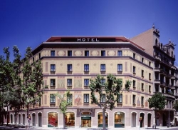 ���� ����� Catalonia Berna  4*