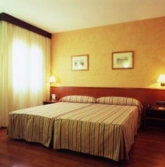 ���� ����� Catalonia Castellnou 3*