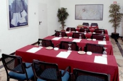 ���� ����� Catalonia Castellnou 3*
