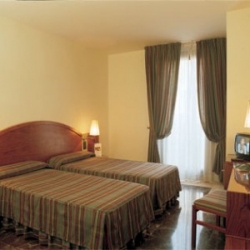 ���� ����� Gotico 4*