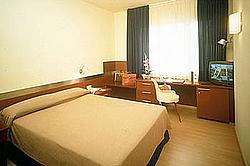���� ����� Husa Tres Torres 3*