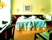 ���� ����� Nunez Urgel 4*