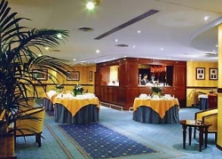 ���� ����� Tryp Apolo 4*