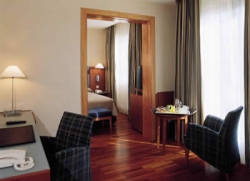 ���� ����� Victoria 4*