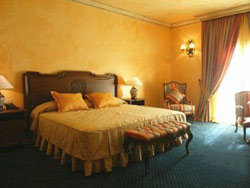 ���� ����� Europe Villa Cortes 2*