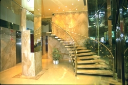 ���� ����� Avenida 4*